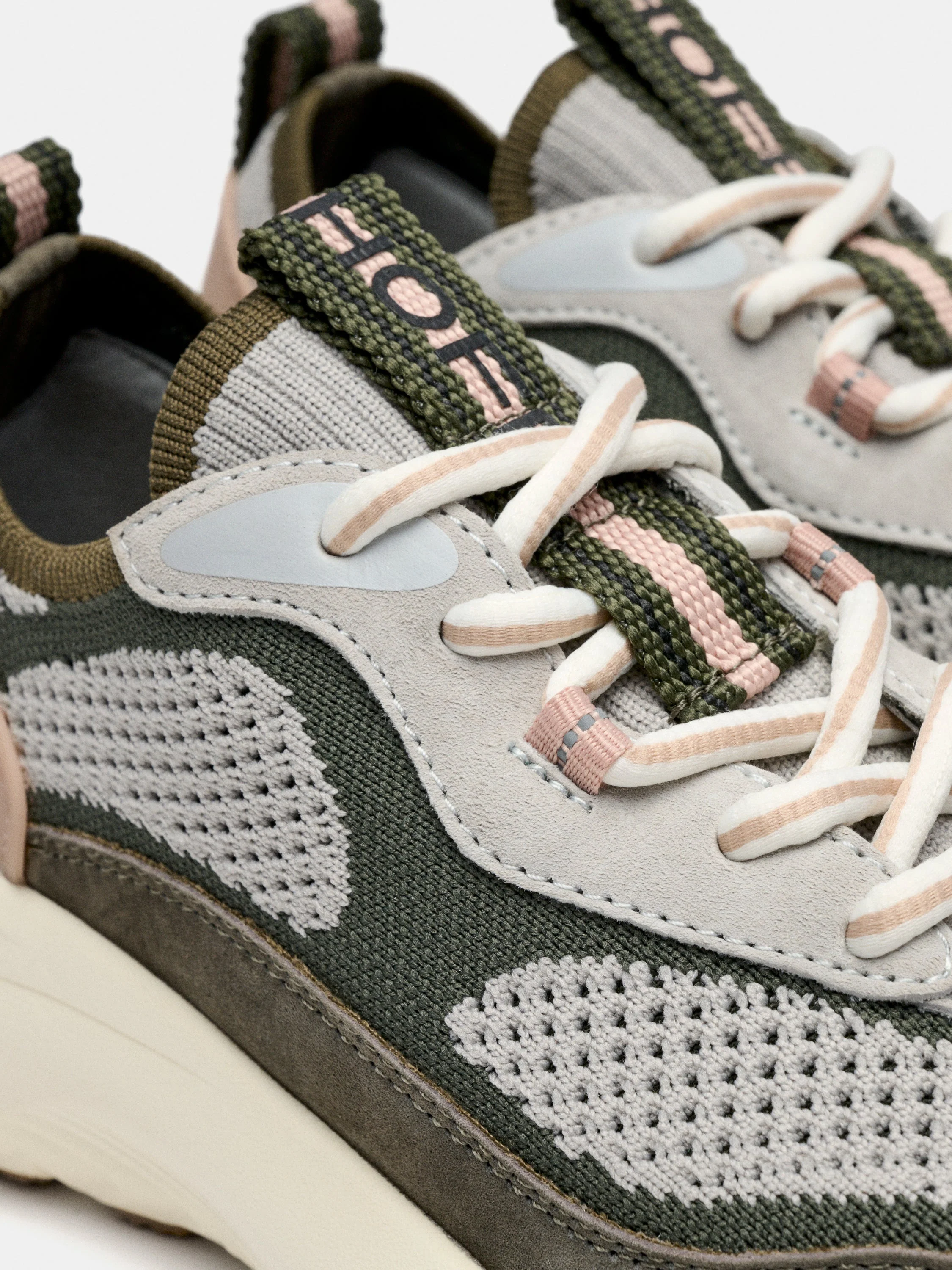 Traveller Khaki - Image 4