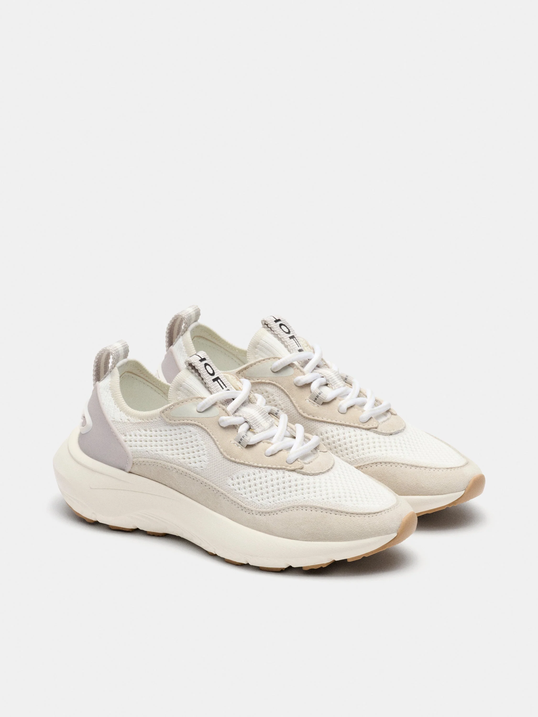 Traveller Off White - Image 2